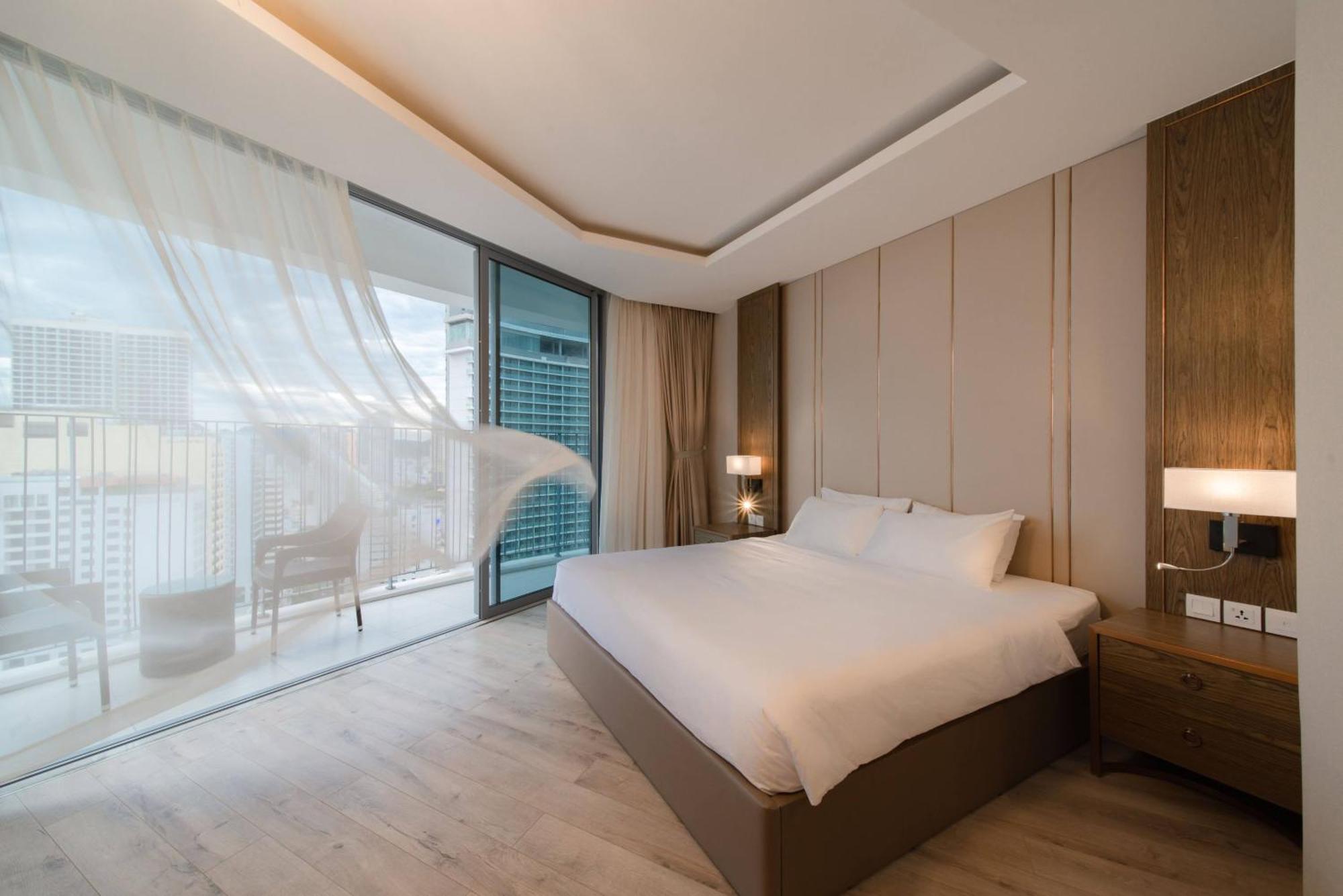 Coastal Panorama Oceanfront Suites Nha Trang Exterior foto